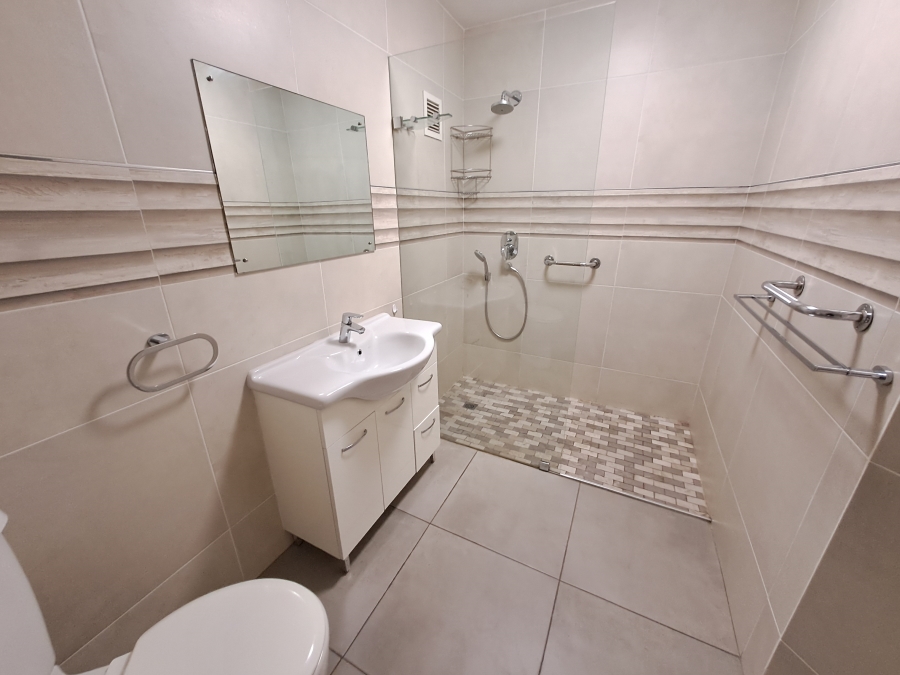 3 Bedroom Property for Sale in Strand North Western Cape